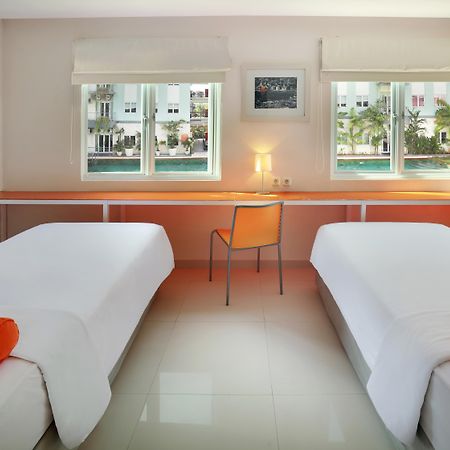 Harris Hotel & Residences Riverview Kuta, Bali Kuta  Ngoại thất bức ảnh